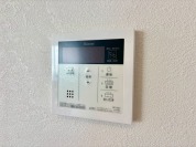 【給湯器リモコン】