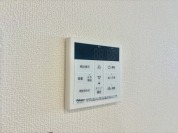 【給湯器リモコン】
