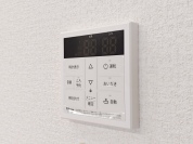 【自動湯張り機能、追い焚き機能、完備。】