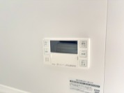 【給湯器の操作パネル】