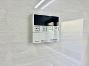 【給湯器リモコン】