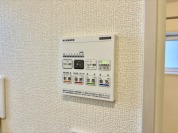 【浴室乾燥機能付き】