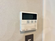 【給湯器リモコン】