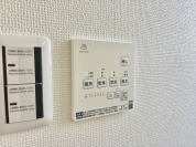 【浴室乾燥機能付き】