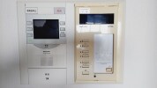 【モニタ付きインターフォン】