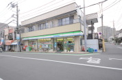 ファミリーマート所沢松葉町店