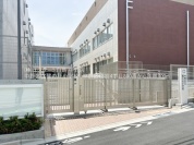 中野区立鷺の杜小学校