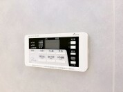 【浴室側給湯リモコン】