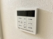 【給湯器リモコン】