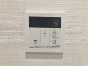 【給湯器リモコン】