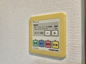 【換気乾燥暖房機】