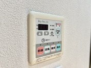 【換気乾燥暖房機】