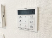 【給湯器リモコン】