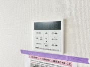 【給湯器リモコン】