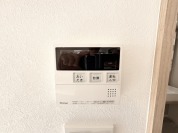 【給湯器リモコン】