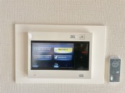 【オートロック付きインターフォン】