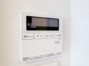 【給湯器リモコン】