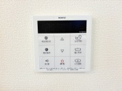 【給湯器リモコン】