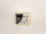 【給湯器リモコン】