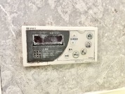 【給湯器操作盤（浴室内）】