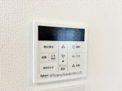 【給湯器リモコン】