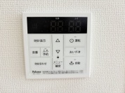 【給湯器リモコン】