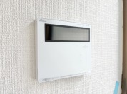 【給湯器リモコン】