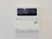 【給湯器リモコン】
