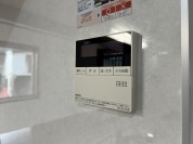 【給湯器リモコン】