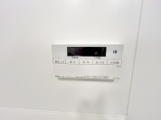 【給湯器リモコン】