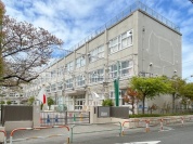 足立区立西伊興小学校
