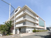 足立区立鹿浜菜の花中学校