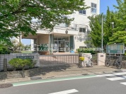 足立区立舎人小学校