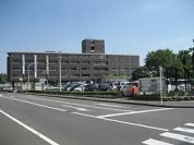 越谷市役所