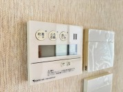 【給湯器操作パネル】