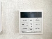 【給湯器操作パネル】