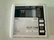 【給湯器操作パネル】