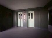 【エレベーター】