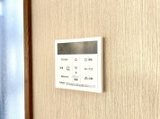 【給湯器操作パネル】