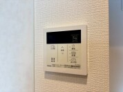 【給湯器操作パネル】