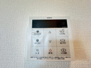 【給湯器操作パネル】