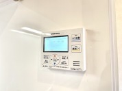 【給湯器操作パネル】