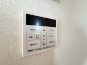 【給湯器操作パネル】