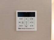 【給湯器操作パネル】