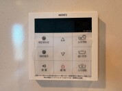 【給湯器操作パネル】