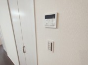 【給湯器操作パネル】