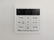 【給湯機操作パネル】