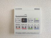 【浴室乾燥機操作パネル】