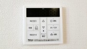 【給湯器操作パネル】
