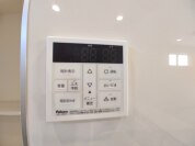 【給湯器操作パネル】